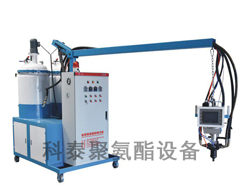 聚氨酯發(fā)泡機