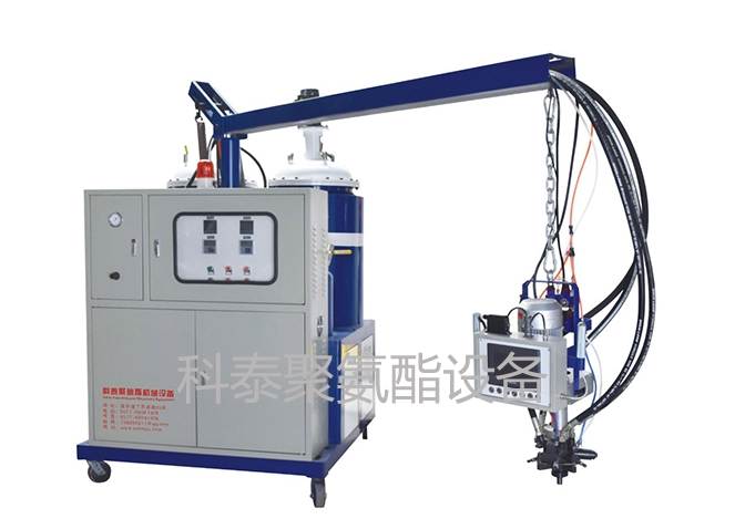 聚氨酯軟泡pu發(fā)泡機(jī) 聚氨酯軟泡pu發(fā)泡機(jī)